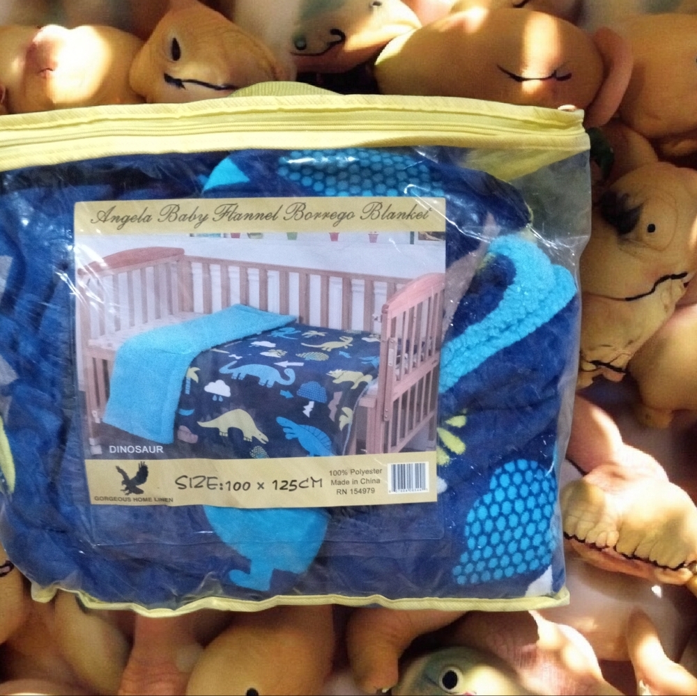 Angela Baby Dinosaur Flannel Borrego Blanket